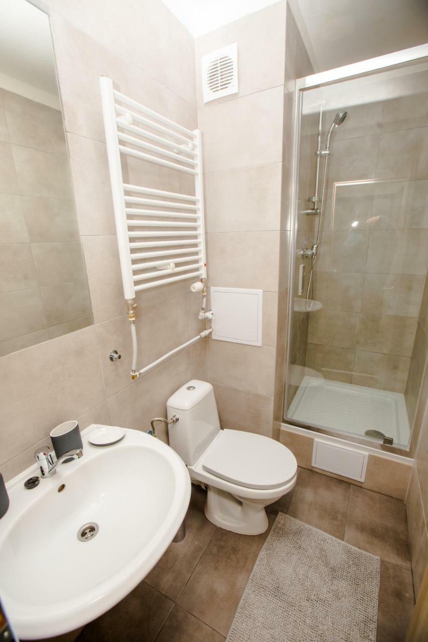 Hotel Blue Apartment Братислава Экстерьер фото